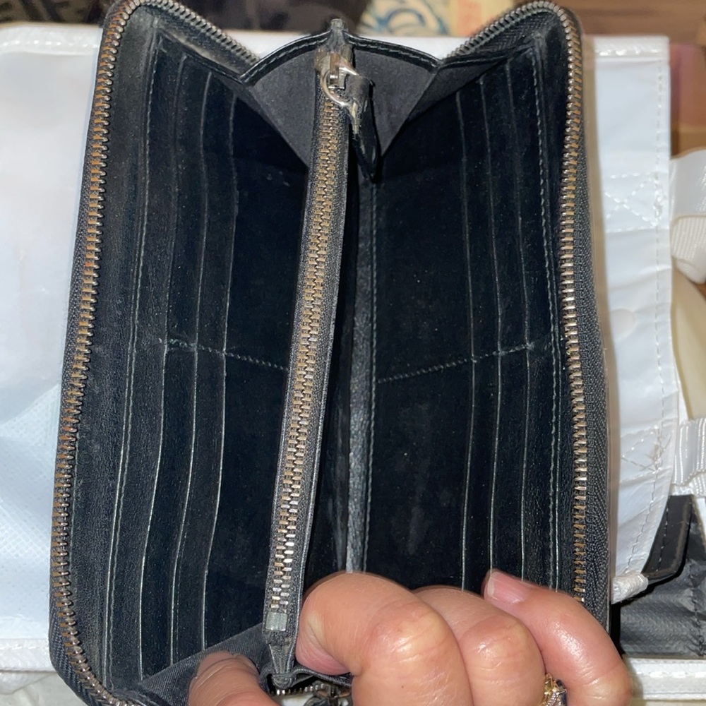 Authentic Jimmy Choo wallet - Picture 3 of 5